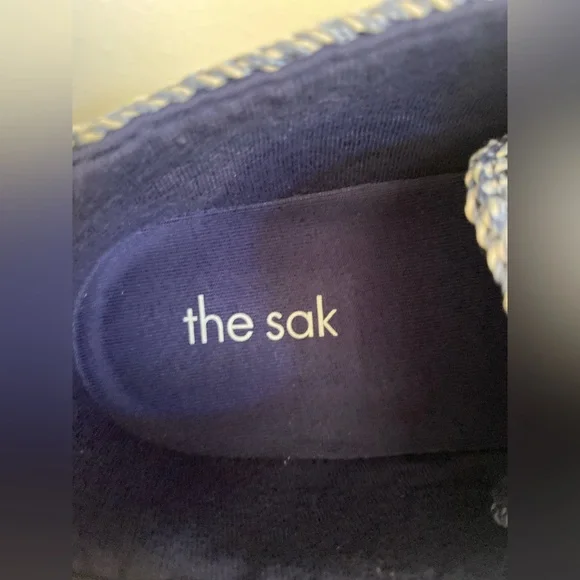 THE SAK .. WOMENS Blue and Purple Knit Sneakers - Picture 6 of 16